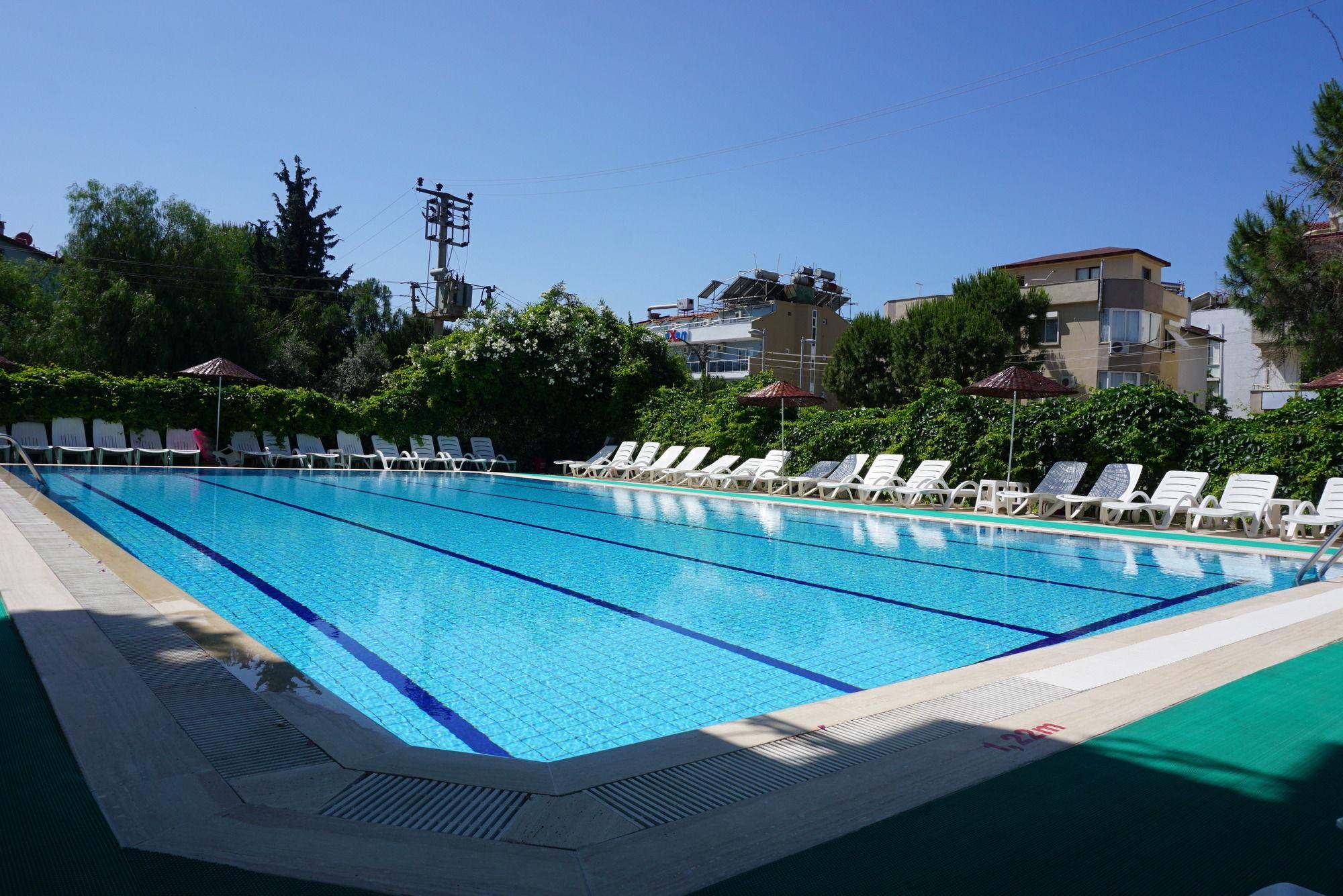 Sinem Marmaris